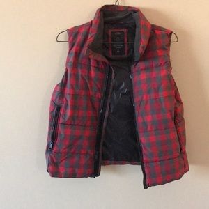 Gap red and gray checkered vest